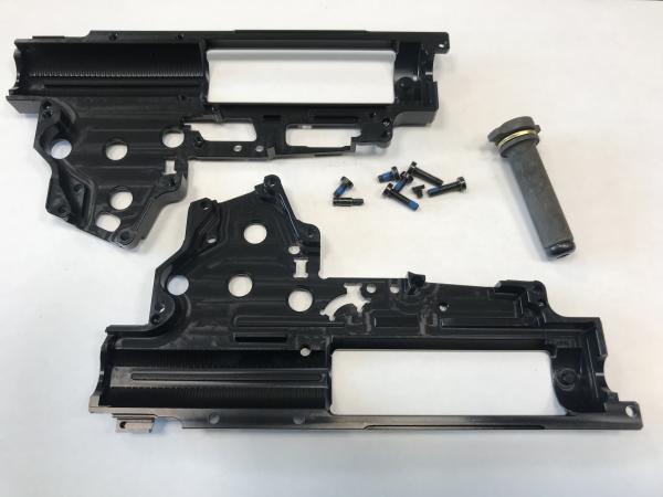 (RetroArms) CNC mechabox V3 - 8mm – QSC-černý